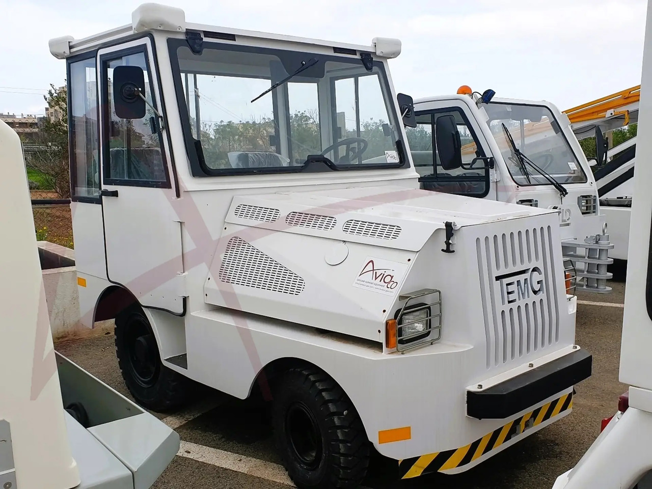 TEMG TG5001 - Tracteur à bagages: photos 1 TEMG TG5001 - Tracteur à bagages: photos 1