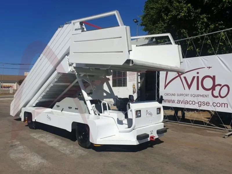 Escalier d'embarquement TLD ABS-580