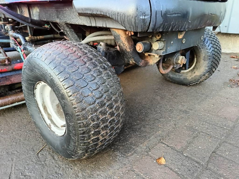 Faucheuse Jacobsen LF3800 maaier mower zitmaaier diesel kubota: photos 13