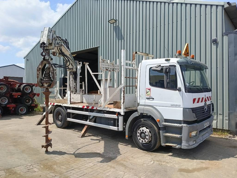 Foreuse Mercedes-Benz atego risa camgrue 9501 drill boor airco incl rod: photos 14