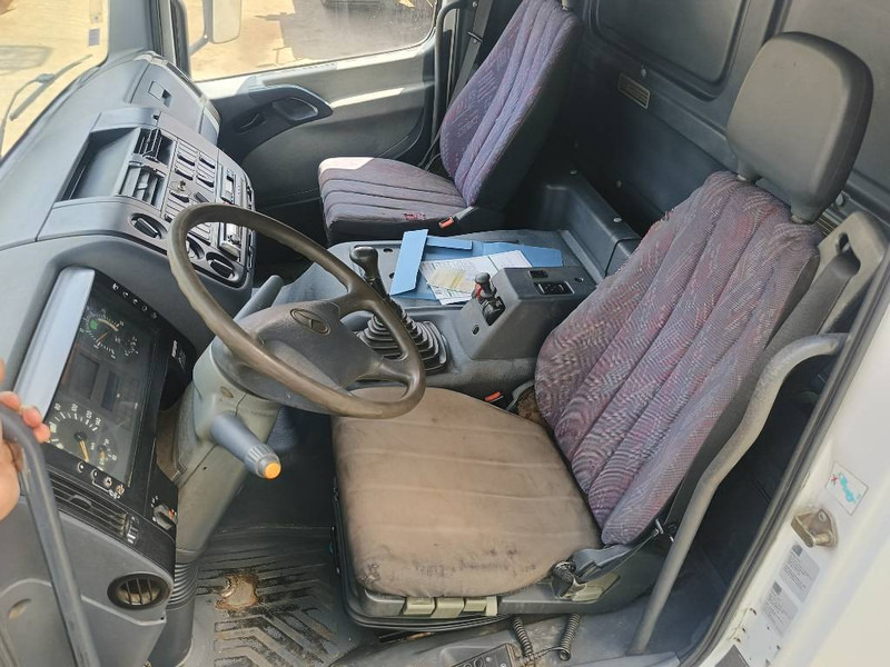 Foreuse Mercedes-Benz atego risa camgrue 9501 drill boor airco incl rod: photos 16