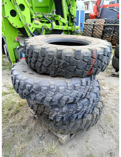 Michelin continental band 13R22.5 , 315/80R22.5 , 13R22,5 l - Pneus et jantes pour Engins de chantier: photos 4 Michelin continental band 13R22.5 , 315/80R22.5 , 13R22,5 l - Pneus et jantes pour Engins de chantier: photos 4