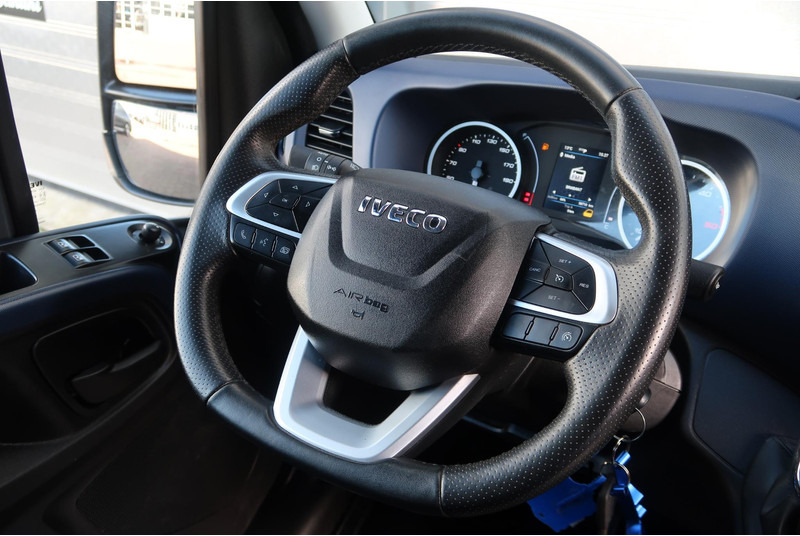 Fourgon utilitaire Iveco Daily 35S18HV 3.0 35 L2 H2 AUT/ LED/ CAMERA/ 3.5T/ CRUISE/ CLIMA/ TREKHAAK: photos 16