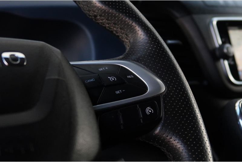 Fourgon utilitaire Iveco Daily 35S18HV 3.0 35 L2 H2 AUT/ LED/ CAMERA/ 3.5T/ CRUISE/ CLIMA/ TREKHAAK: photos 17