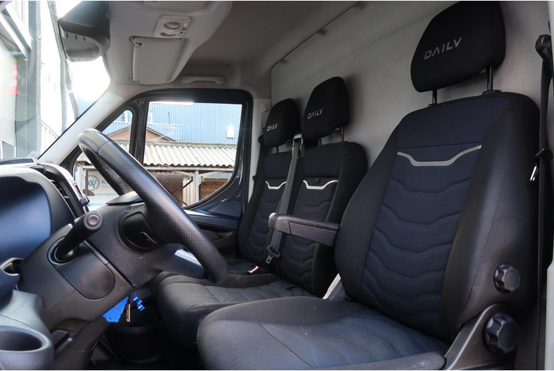 Fourgon utilitaire Iveco Daily 35S18HV 3.0 35 L2 H2 AUT/ LED/ CAMERA/ 3.5T/ CRUISE/ CLIMA/ TREKHAAK: photos 13