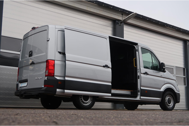 MAN TGE 3.180 4x4 AUT/ CAMERA/ ACC/ AIRCO/ TREKHAAK - Fourgon utilitaire: photos 4 MAN TGE 3.180 4x4 AUT/ CAMERA/ ACC/ AIRCO/ TREKHAAK - Fourgon utilitaire: photos 4