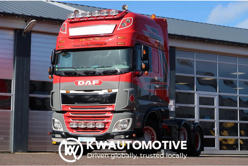 DAF XF 460 6X2/ SSC/ FULL AIR/ LIFT-LENK/ EURO 6 - Tracteur routier: photos 1 DAF XF 460 6X2/ SSC/ FULL AIR/ LIFT-LENK/ EURO 6 - Tracteur routier: photos 1