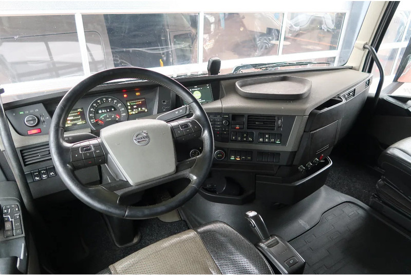 Volvo FH VDL HOOKLIFT 25T/ FULL AIR/ NL-TRUCK/ LIFT - Camion - système de câble: photos 2 Volvo FH VDL HOOKLIFT 25T/ FULL AIR/ NL-TRUCK/ LIFT - Camion - système de câble: photos 2