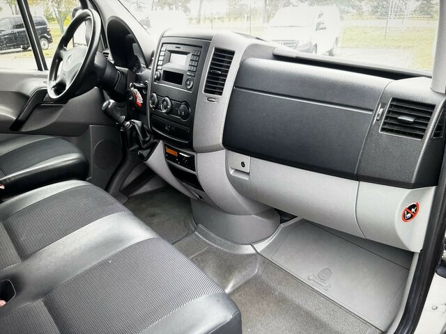 MERCEDES-BENZ Sprinter 316 CDI Pritsche 4x4 Allrad Plane... - Utilitaire plateau: photos 4 MERCEDES-BENZ Sprinter 316 CDI Pritsche 4x4 Allrad Plane... - Utilitaire plateau: photos 4