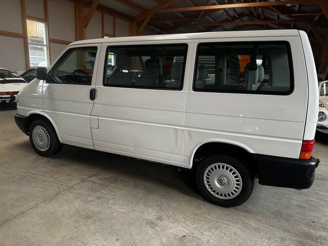 VW T4 Caravelle 2.5 TDI Syncro Sperre 1. Hand!... - Voiture: photos 2 VW T4 Caravelle 2.5 TDI Syncro Sperre 1. Hand!... - Voiture: photos 2