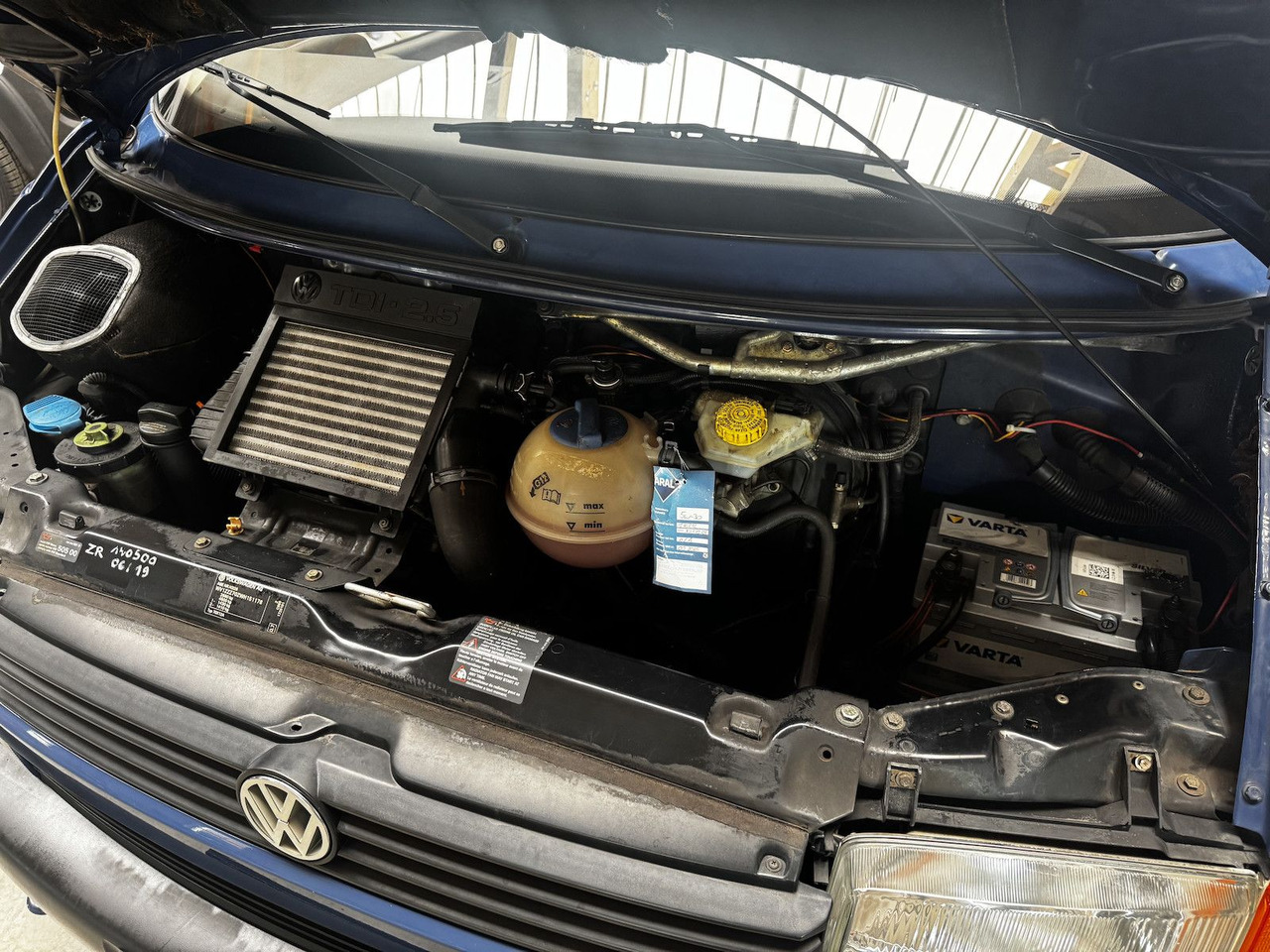 Fourgonnette Volkswagen T4 2.5 TDI Syncro 1. Hand: photos 17