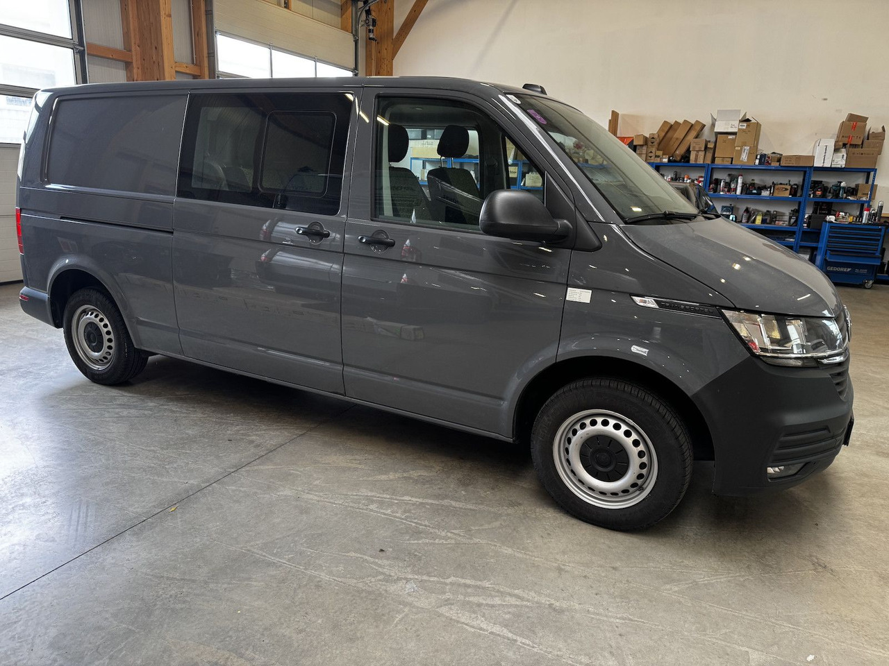 Volkswagen T6.1 lang 5-Sitzer 2.0 TDI 4Motion - Voiture: photos 5 Volkswagen T6.1 lang 5-Sitzer 2.0 TDI 4Motion - Voiture: photos 5