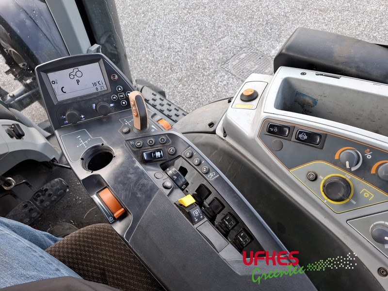 Tracteur agricole Valtra T194 D TwinTrack: photos 12 Tracteur agricole Valtra T194 D TwinTrack: photos 12