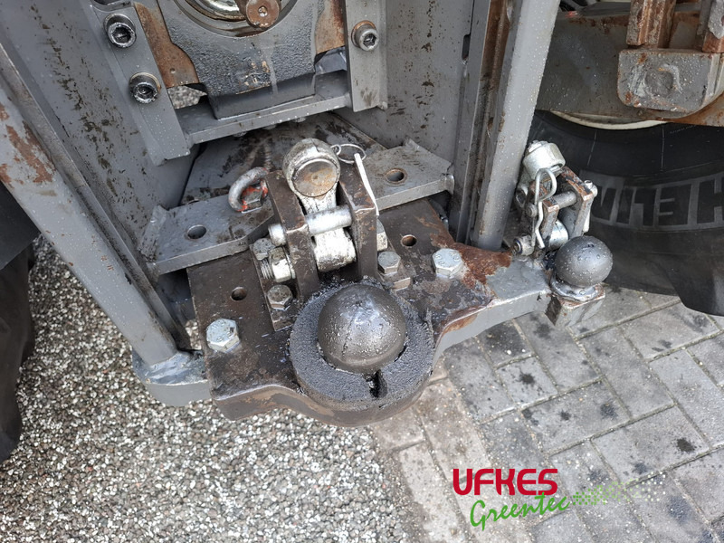 Tracteur agricole Valtra T194 D TwinTrack: photos 18 Tracteur agricole Valtra T194 D TwinTrack: photos 18