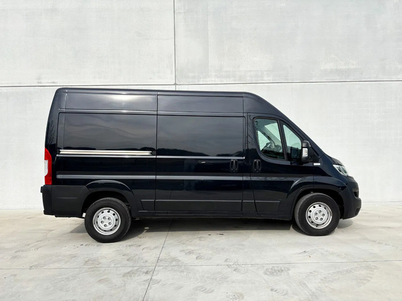 Opel Movano Movano | Leasing - Fourgon utilitaire: photos 4 Opel Movano Movano | Leasing - Fourgon utilitaire: photos 4