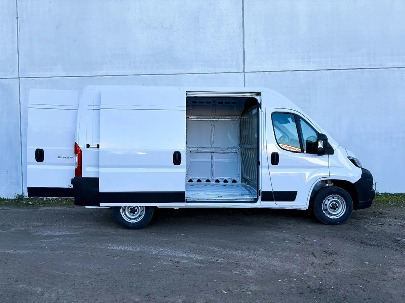 Fourgonnette neuf Peugeot Boxer Boxer L2H2 | Leasing from €867/ month: photos 10