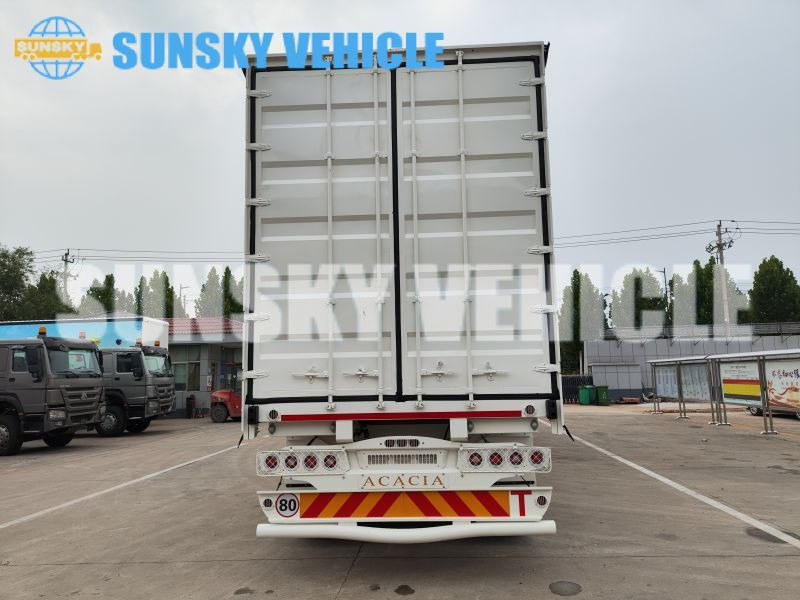 HOWO 13 meters curtain side semi trailer - Semi-remorque rideaux coulissants: photos 5 HOWO 13 meters curtain side semi trailer - Semi-remorque rideaux coulissants: photos 5