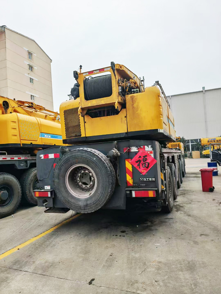 XCMG Manufacturer Used Mobile Hydraulic Truck Cranes XCA300 All Terrain Crane For Sale - Grue tout-terrain: photos 5 XCMG Manufacturer Used Mobile Hydraulic Truck Cranes XCA300 All Terrain Crane For Sale - Grue tout-terrain: photos 5