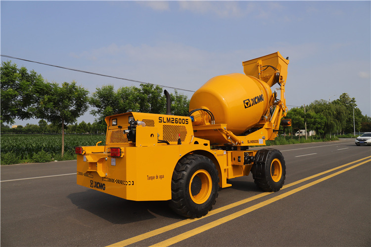 XCMG Mini Self Loading 2.6m3 Concrete Mixer Truck Price List - Camion malaxeur: photos 3 XCMG Mini Self Loading 2.6m3 Concrete Mixer Truck Price List - Camion malaxeur: photos 3