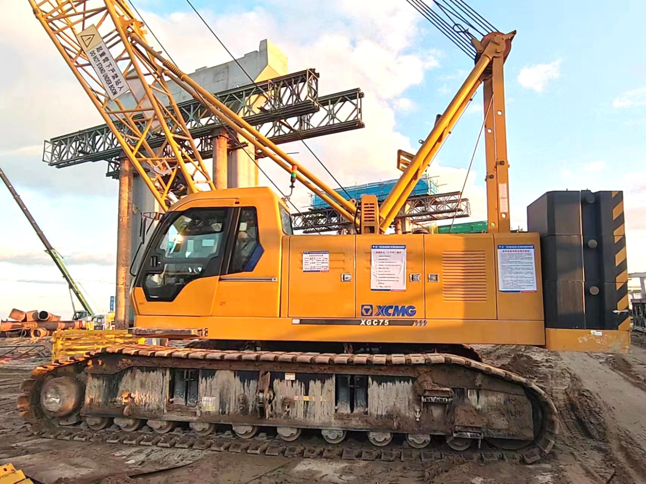 XCMG Official 75 Ton Mechanical Crawler Crane XGC75 Used Hydraulic Mobile Crane Hot Sale - Grue sur chenilles: photos 3 XCMG Official 75 Ton Mechanical Crawler Crane XGC75 Used Hydraulic Mobile Crane Hot Sale - Grue sur chenilles: photos 3