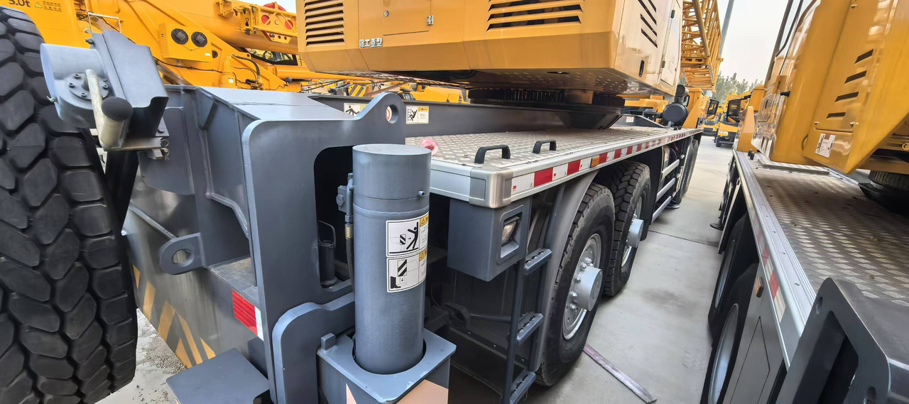 Grue mobile XCMG Official Second Hand Hydraulic Truck Crane QY75K 75ton Mobile Crane For Sale: photos 7