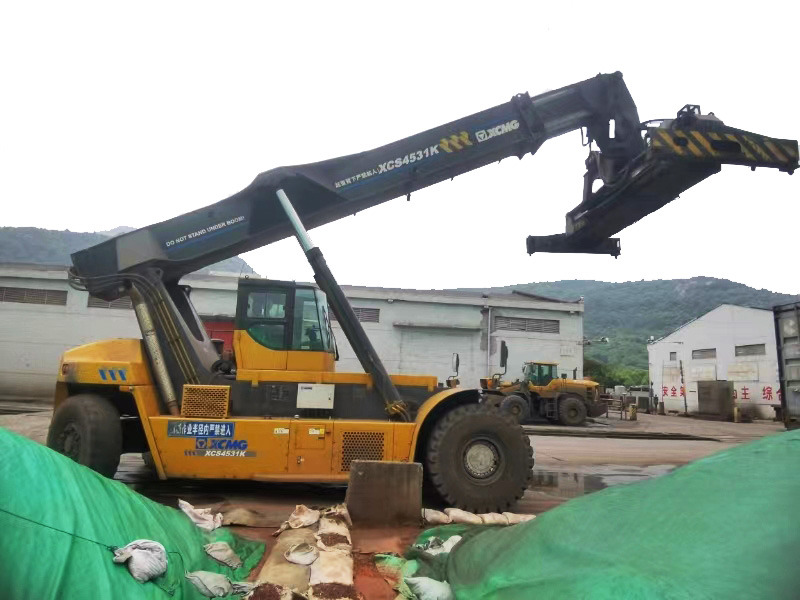 XCMG Official Used Mobile Reach Stacker 45 Tons XCS4531K For Container Price List - Reach stacker: photos 5 XCMG Official Used Mobile Reach Stacker 45 Tons XCS4531K For Container Price List - Reach stacker: photos 5