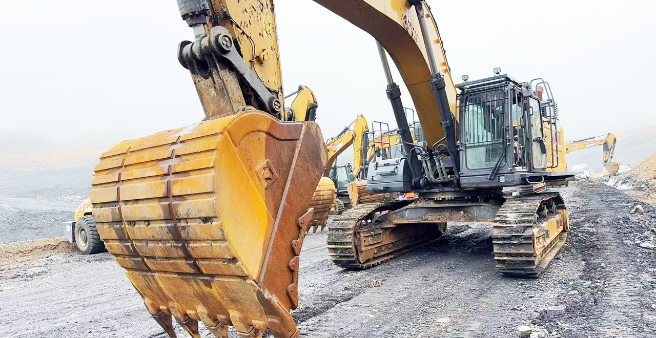 XCMG XE690DK heavy duty used excavator crawler price - Pelle sur chenille: photos 2 XCMG XE690DK heavy duty used excavator crawler price - Pelle sur chenille: photos 2