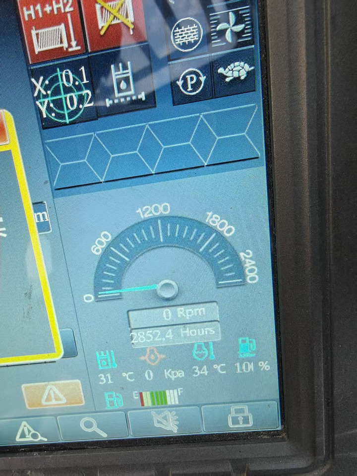 XCMG XLC200M small middle 200ton used crawler crane 2023 for sale en leasing occasion XCMG XLC200M small middle 200ton used crawler crane 2023 for sale: photos 6