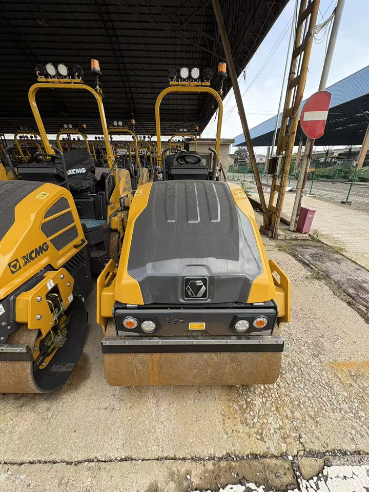 Mini compacteur XCMG small XD120 Double Drum Vibratory Road Roller: photos 10