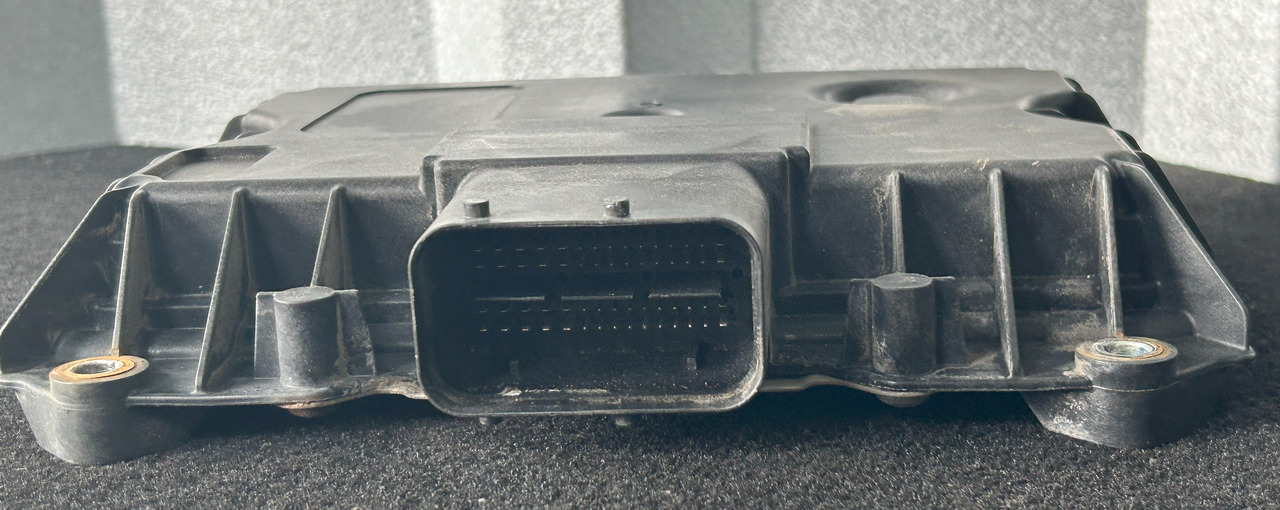 DAF CONTROLLER MODULE EAS ADBLUE - Bloc de gestion: photos 3 DAF CONTROLLER MODULE EAS ADBLUE - Bloc de gestion: photos 3