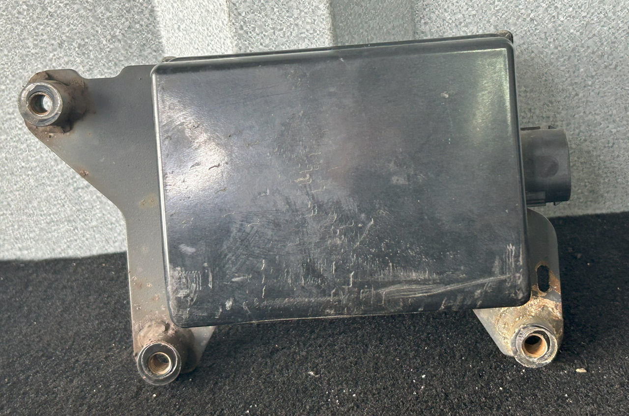 DAF RADAR AKTYWNY ACC2 AEBS DAF XF 106 480 - Système électrique pour Camion: photos 1 DAF RADAR AKTYWNY ACC2 AEBS DAF XF 106 480 - Système électrique pour Camion: photos 1