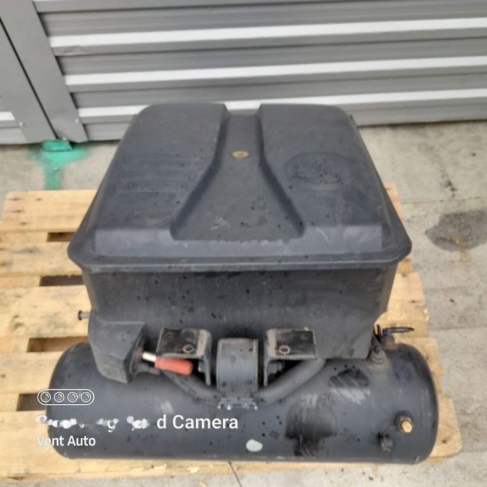 DAF XF 106 1901818 DAF 1901818 truck - Accumulateur pour Camion: photos 4 DAF XF 106 1901818 DAF 1901818 truck - Accumulateur pour Camion: photos 4