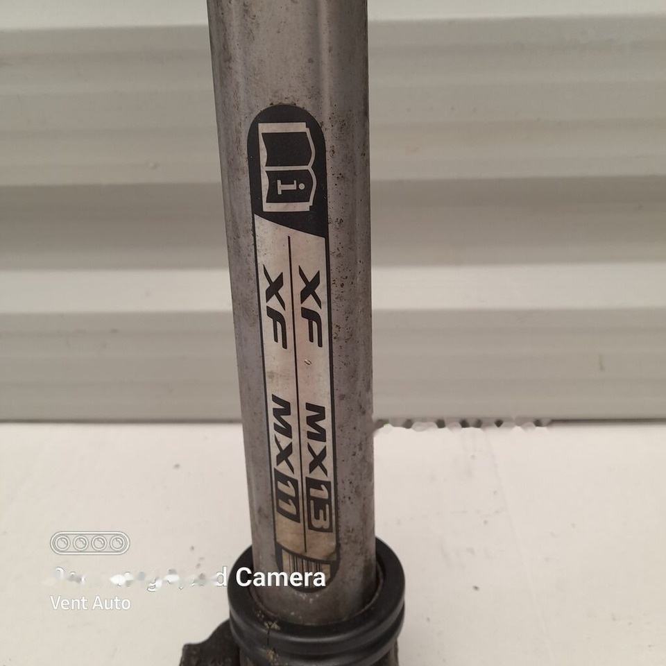 DAF XF 106 1925873 DAF 1925873 truck - Arbre à cardan pour Camion: photos 3 DAF XF 106 1925873 DAF 1925873 truck - Arbre à cardan pour Camion: photos 3