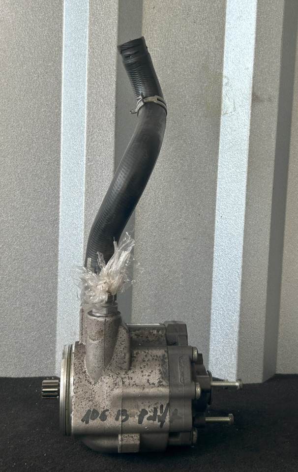 DAF XF 106 480 POWER STEERING PUMP - Pompe de support: photos 1 DAF XF 106 480 POWER STEERING PUMP - Pompe de support: photos 1