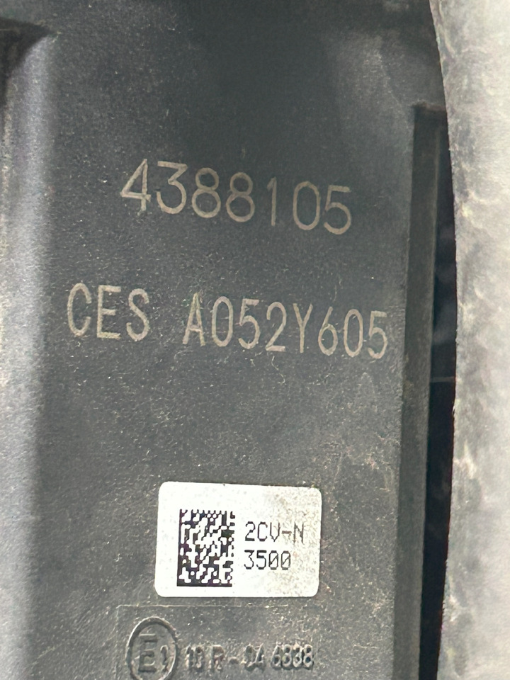 DAF XF 106 ADBLUE KIT - Système d'échappement: photos 4 DAF XF 106 ADBLUE KIT - Système d'échappement: photos 4