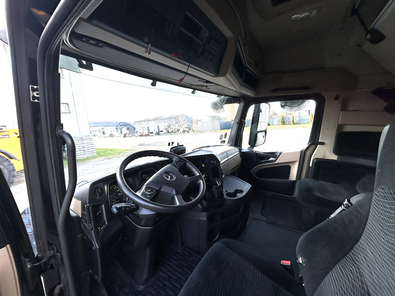 Cabine pour Camion MERCEDES ACTROS MP4 L BigSpace, 2.50 m: photos 15