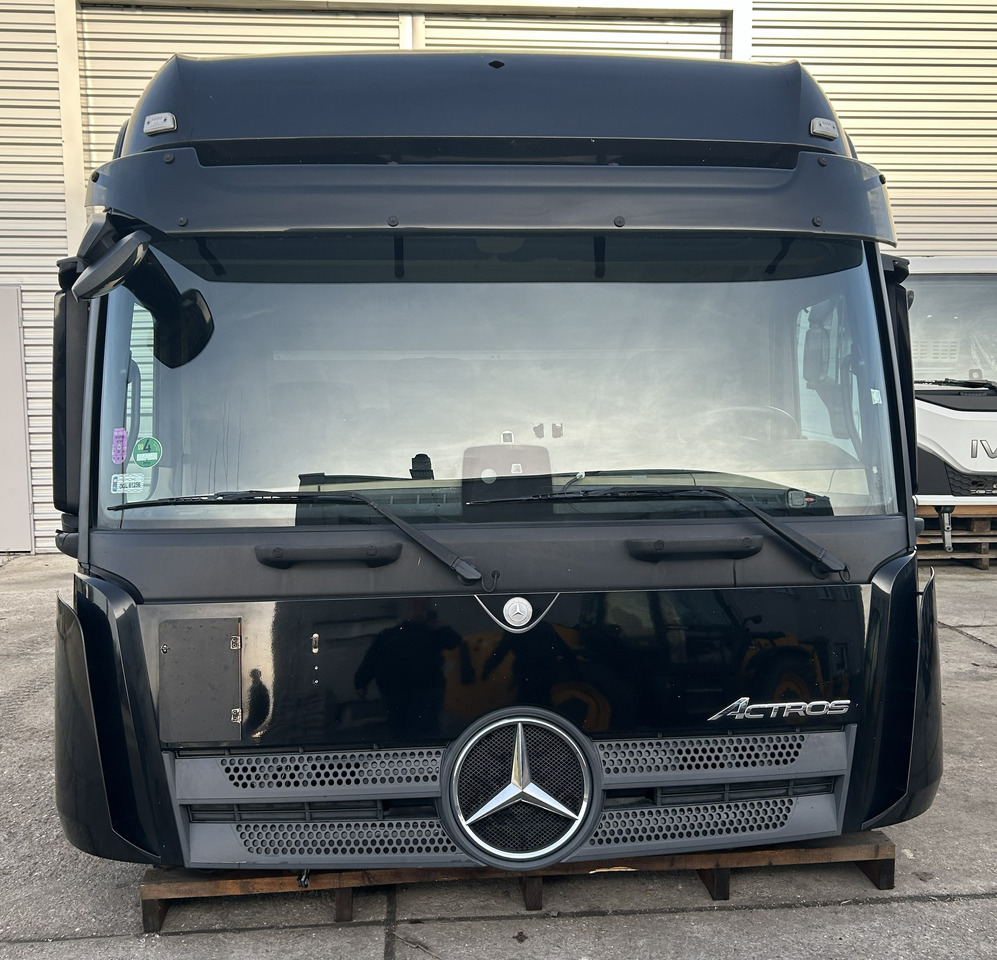 MERCEDES ACTROS MP4 L BigSpace, 2.50 m - Cabine pour Camion: photos 3 MERCEDES ACTROS MP4 L BigSpace, 2.50 m - Cabine pour Camion: photos 3
