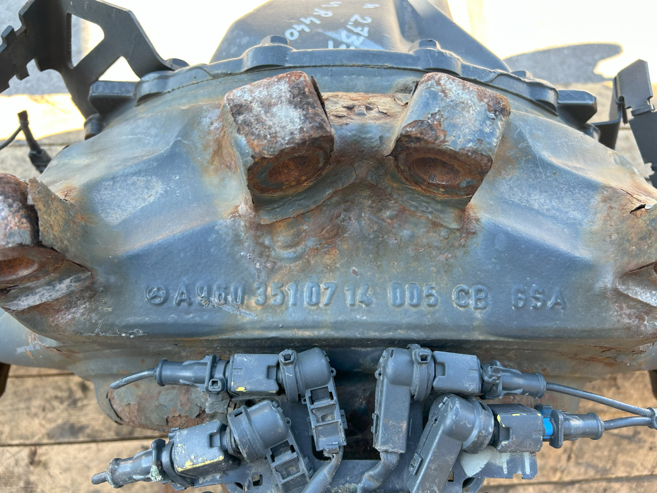 MERCEDES AXLE + HUBS R440-13,0 2,733 ACTROS MP4 - Essieu arrière: photos 2 MERCEDES AXLE + HUBS R440-13,0 2,733 ACTROS MP4 - Essieu arrière: photos 2
