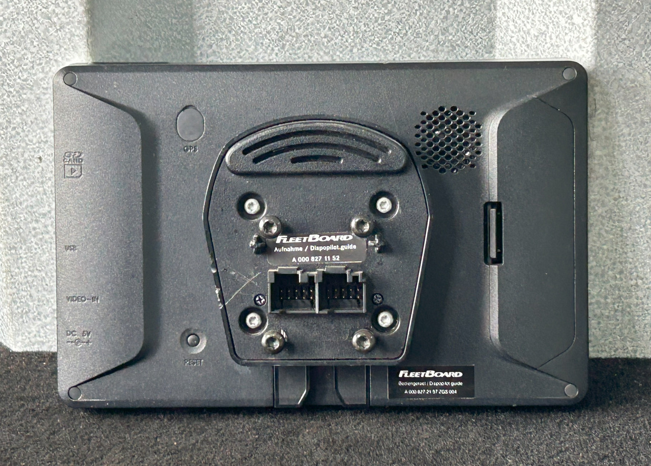 MERCEDES-BENZ ACTROS MP4 FLEETBOARD DISPLAY SCREEN WITH BRACKET - Système de navigation: photos 2 MERCEDES-BENZ ACTROS MP4 FLEETBOARD DISPLAY SCREEN WITH BRACKET - Système de navigation: photos 2