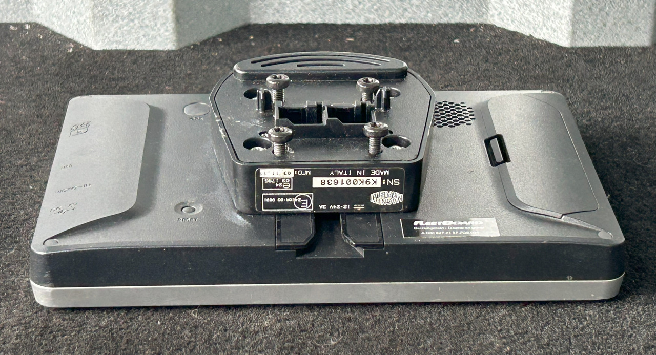 MERCEDES-BENZ ACTROS MP4 FLEETBOARD DISPLAY SCREEN WITH BRACKET - Système de navigation: photos 3 MERCEDES-BENZ ACTROS MP4 FLEETBOARD DISPLAY SCREEN WITH BRACKET - Système de navigation: photos 3