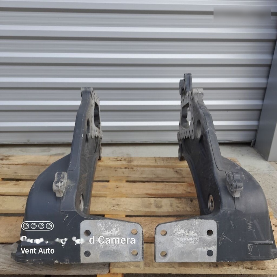 MOCOWANIE/ WSPORNIK RESORA RIGHT Mercedes-Benz ACTROS MP4 A9603224001  Mercedes-Benz A9603224001 - Suspension de cabine pour Camion: photos 4 MOCOWANIE/ WSPORNIK RESORA RIGHT Mercedes-Benz ACTROS MP4 A9603224001  Mercedes-Benz A9603224001 - Suspension de cabine pour Camion: photos 4