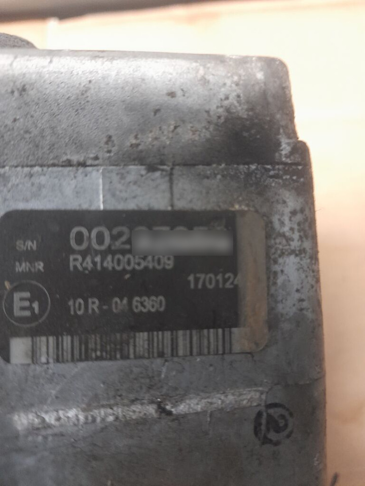 Mercedes-Benz ACTROS MP4 A0001532759 Mercedes-Benz - Valve pour Camion: photos 4 Mercedes-Benz ACTROS MP4 A0001532759 Mercedes-Benz - Valve pour Camion: photos 4