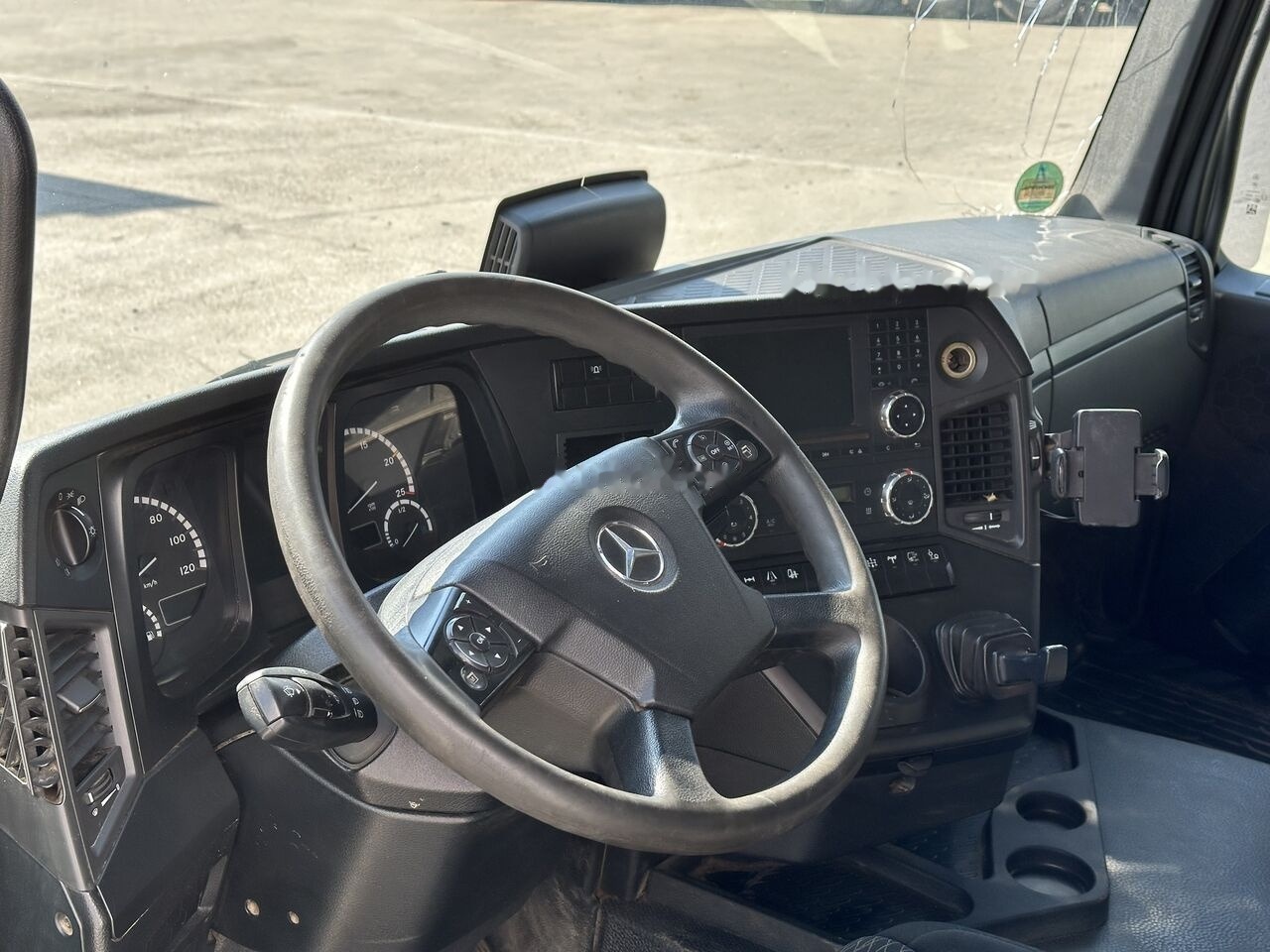 Mercedes-Benz AROCS AXOR ANTOS ACTROS - Cabine pour Camion: photos 3 Mercedes-Benz AROCS AXOR ANTOS ACTROS - Cabine pour Camion: photos 3