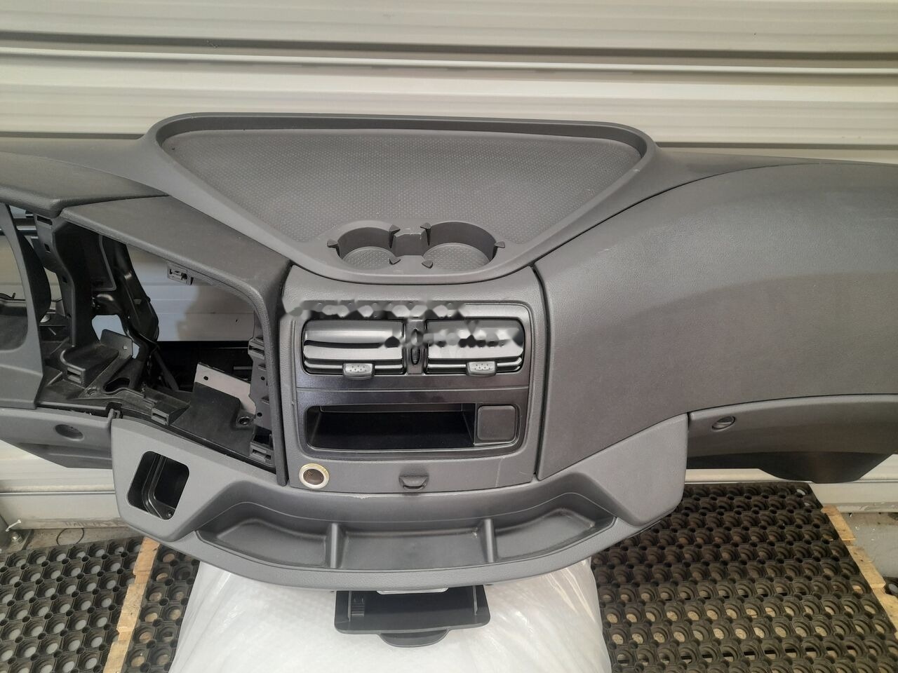 Mercedes-Benz MERCEDES ATEGO 2023 - Panel de instrumentos pour Camion: photos 2 Mercedes-Benz MERCEDES ATEGO 2023 - Panel de instrumentos pour Camion: photos 2