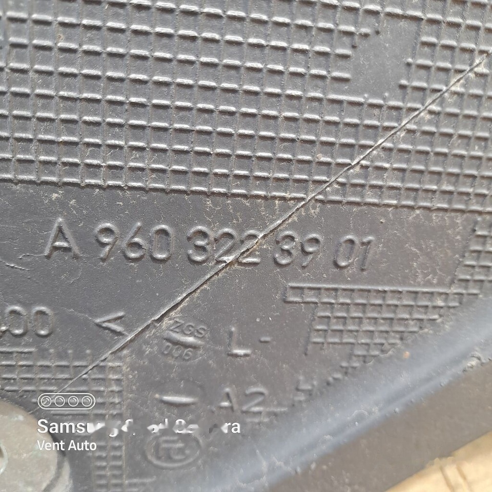 Mocowanie resora/ wspornik LEFT Mercedes-Benz ACTROS MP4 A9603223901  Mercedes-Benz A9603223901 - Suspension de cabine pour Camion: photos 2 Mocowanie resora/ wspornik LEFT Mercedes-Benz ACTROS MP4 A9603223901  Mercedes-Benz A9603223901 - Suspension de cabine pour Camion: photos 2