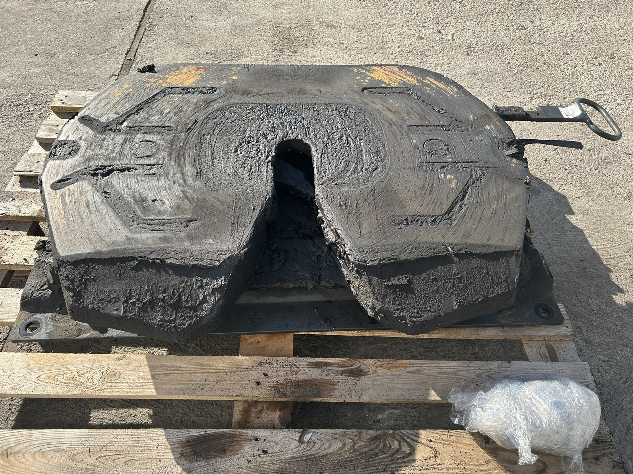 SAF GF GF SK-S 36,2 MERCEDES ACTROS MP4 - Sellette d'attelage pour Camion: photos 1 SAF GF GF SK-S 36,2 MERCEDES ACTROS MP4 - Sellette d'attelage pour Camion: photos 1