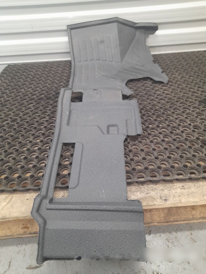 WYŁADZINA KABINY L Mercedes-Benz ATEGO A9406803503 - Cabine et intérieur pour Camion: photos 1 WYŁADZINA KABINY L Mercedes-Benz ATEGO A9406803503 - Cabine et intérieur pour Camion: photos 1