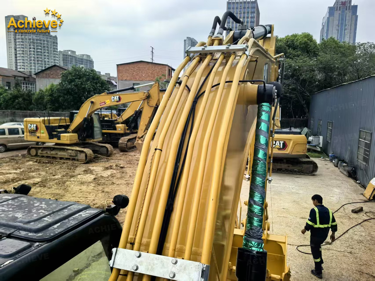 Pelle sur chenille CATERPILLAR 2021 3100h 323GX Net Power - ISO 9249 123.7 kW Operating weight 21800 kg Maximum digging depth 6660 mm【ACHIEVE】 TOP CONDITION!!!: photos 16