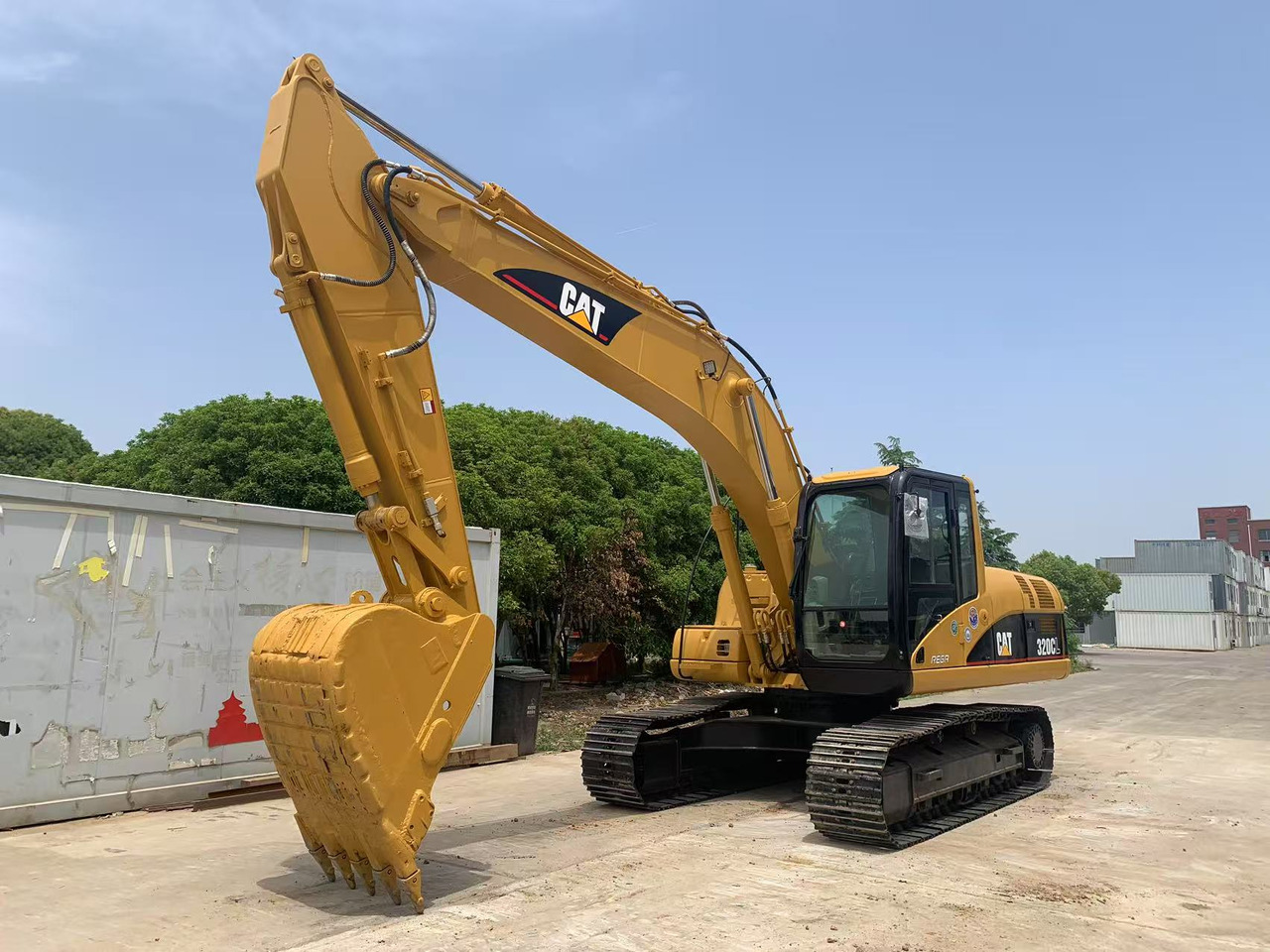 CATERPILLAR 20 ton Crawler Excavator CAT 320C, 320D - Pelle sur chenille: photos 1 CATERPILLAR 20 ton Crawler Excavator CAT 320C, 320D - Pelle sur chenille: photos 1