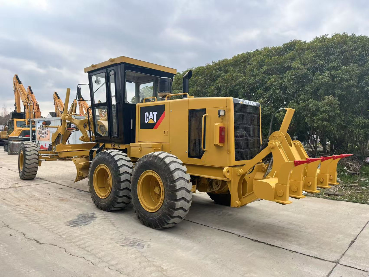 Caterpillar 140K Motor Grader Good Price Used Condition - Niveleuse: photos 4 Caterpillar 140K Motor Grader Good Price Used Condition - Niveleuse: photos 4